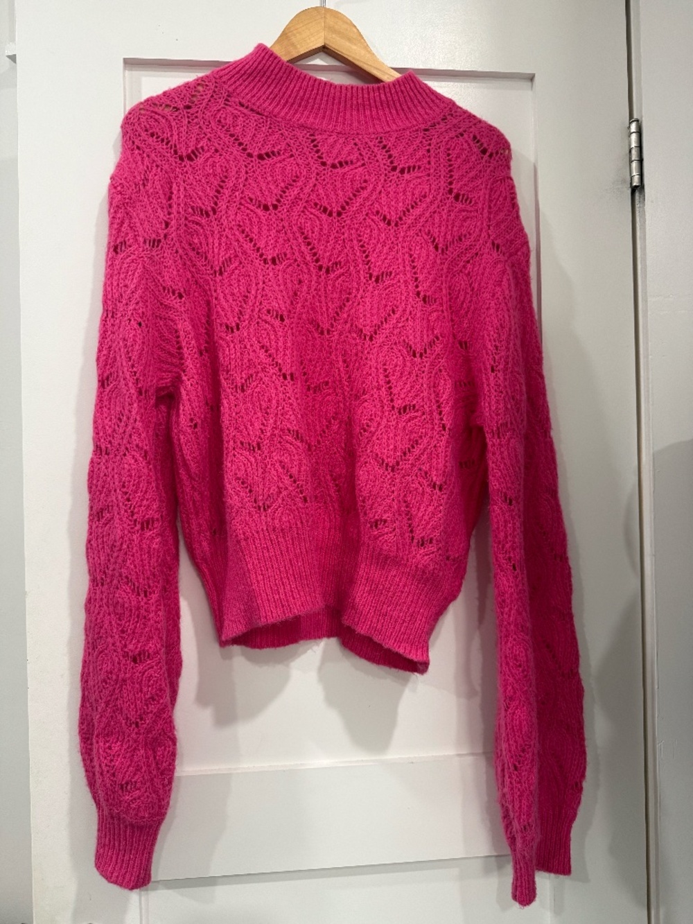 ASTR Sweater - XL
